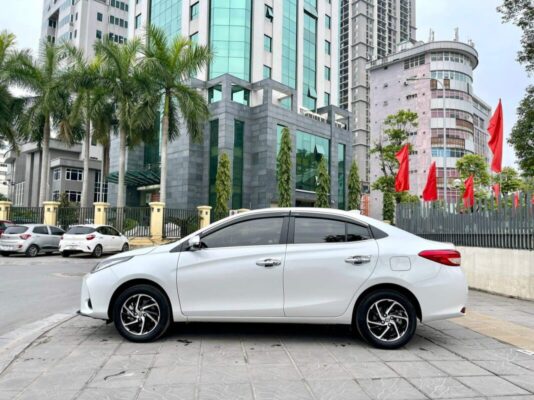 Thuê Xe 4 Chỗ Có Tài Xế