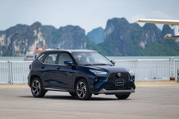 thuê xe du lịch 7 chỗ từ sài gòn đi nha trang