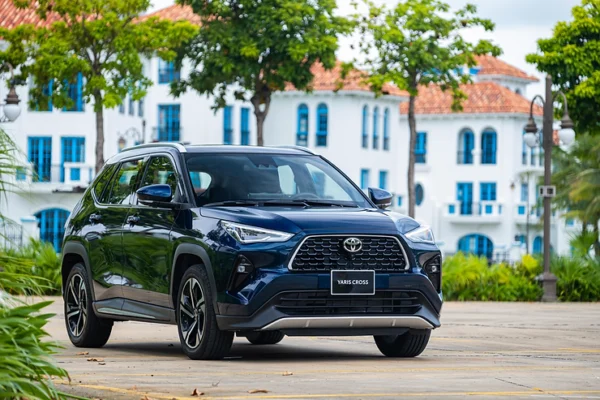 thuê xe du lịch 7 chỗ từ sài gòn đi phan thiết