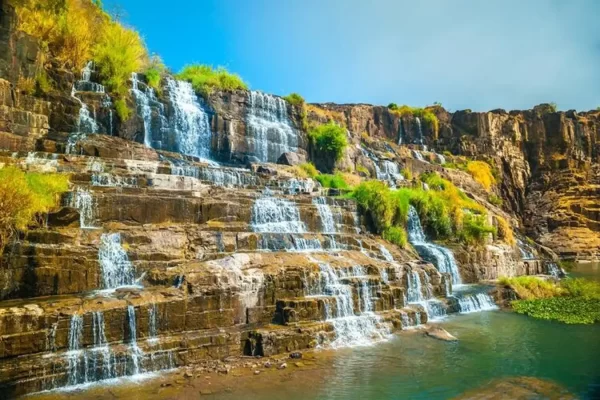 thuê xe tại sài gòn đi đà lạt