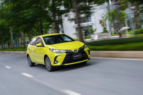 thuê xe du lịch tại hoà thành