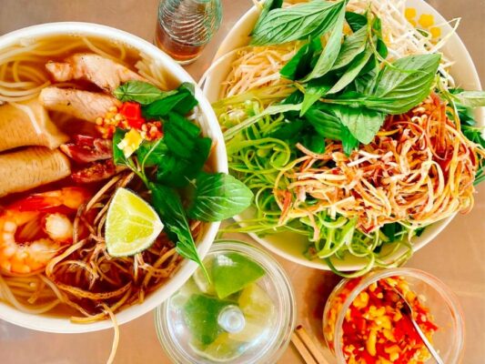 Bún nước lèo Sóc Trăng