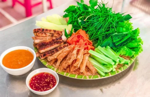 Nem nướng Ninh Hòa - Các điểm du lịch từ Cà Mau tới Nha Trang