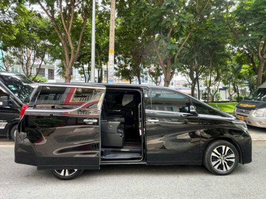 thuê xe du lịch tại Quận 1